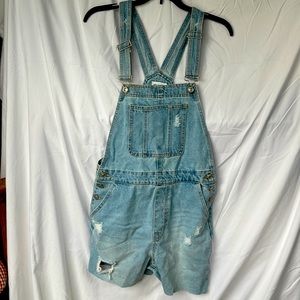 Overall denim shorts